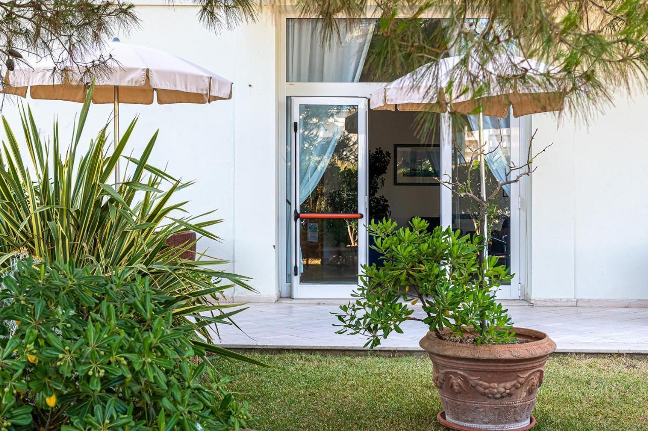 Hotel City Milano Marittima Bagian luar foto