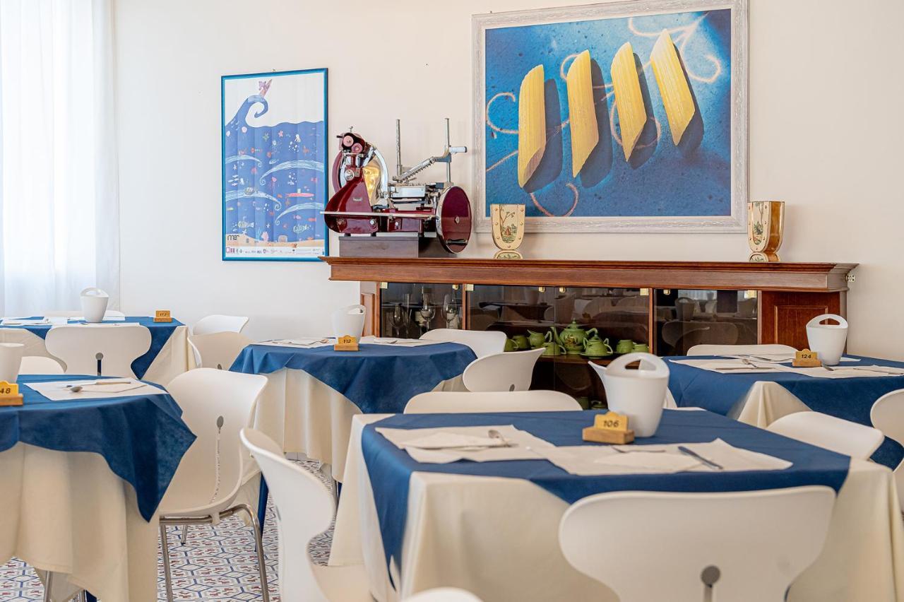 Hotel City Milano Marittima Bagian luar foto