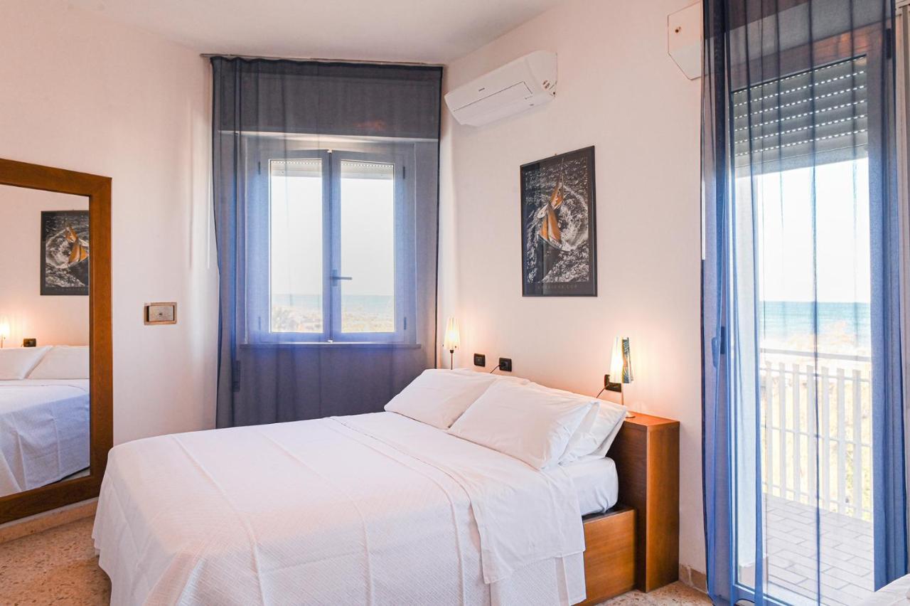 Hotel City Milano Marittima Bagian luar foto