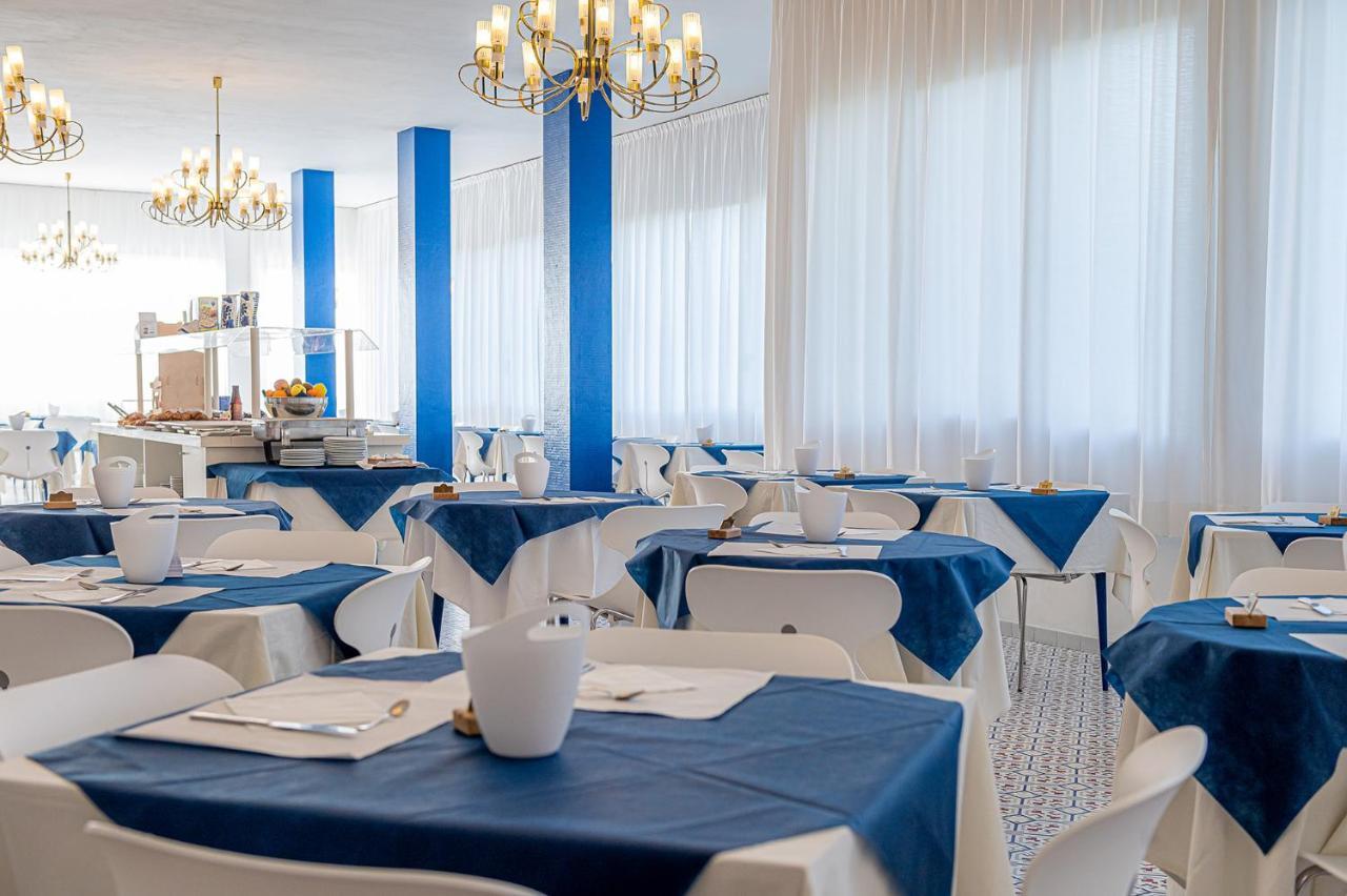 Hotel City Milano Marittima Bagian luar foto