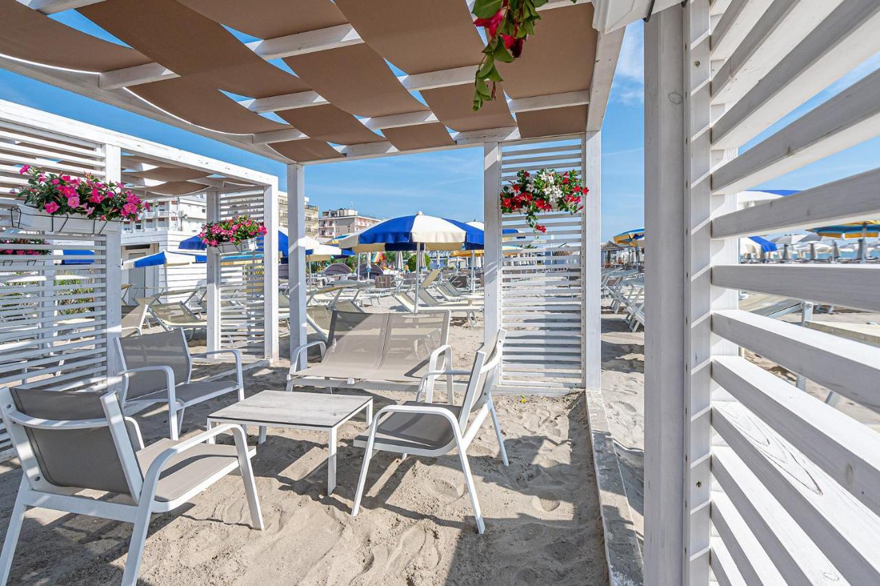 Hotel City Milano Marittima Bagian luar foto